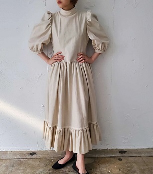 Zip 石川みなみアナ衣装 ワンピース ブラウス スカート のブランドは Fashiondrawer